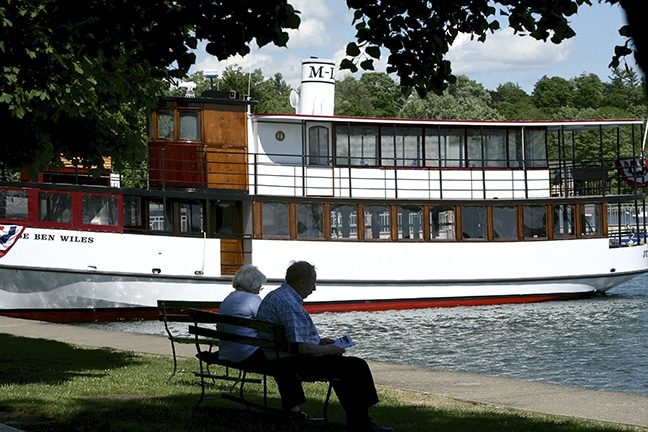 Mid-Lakes Navigation cruise boat at Skaneateles