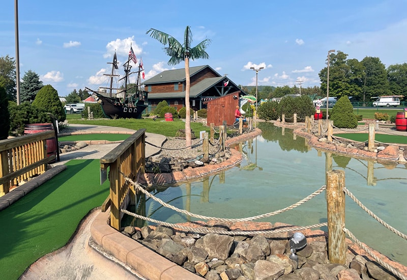 Shipwreck Amusements, Cortland.