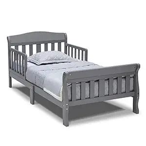 best overall toddler bed selected by the author
