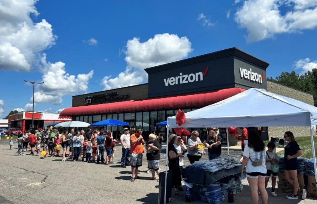 verizon backpack giveaway syracuse